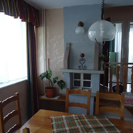 Lonci Neni Haza Guest house