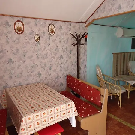 Maison d'hôtes Lonci Néni Háza *