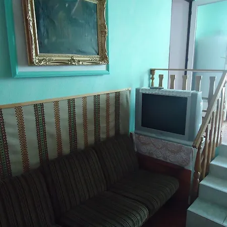 Guest house Lonci Neni Haza *