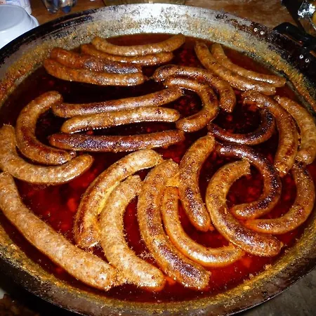Lonci Néni Háza